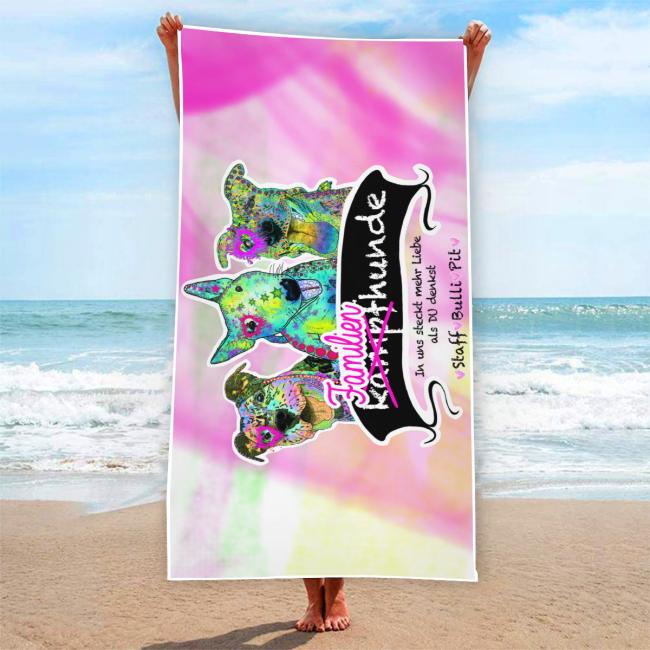 Preview: Badehandtuch Familienhunde – Popart-Hundemotiv, 75x165 cm, 100 % Polyester, weich & schnelltrocknend, SOKA, Listenhunde, Staffordshire, Bullterrier, Pitbull